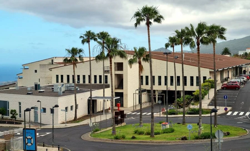Vista exterior del Hospital Universitario de La Palma